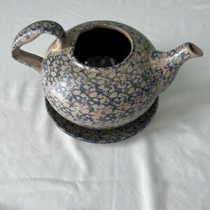 Beaumont Brothers Pottery Blue and Gray Salt Glaze Tea/Coffee Pot With Plate